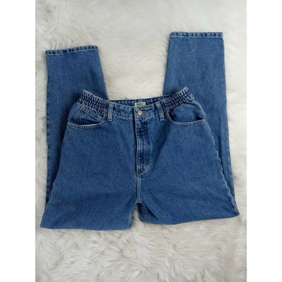 L.L. Bean original fit Tapered leg relaxed jeans - Picture 4 of 9